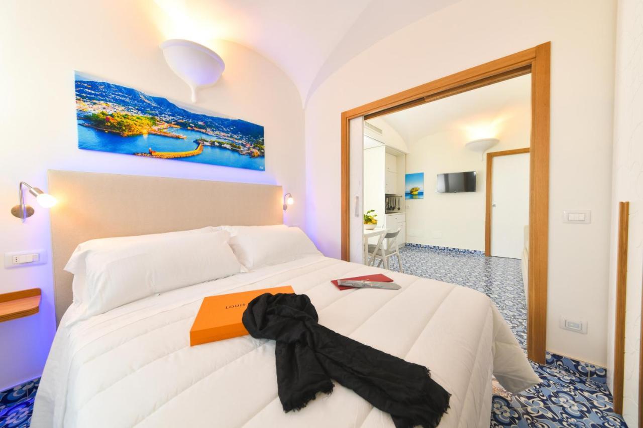 Ischia Mavilan Luxury Apartments Bagian luar foto