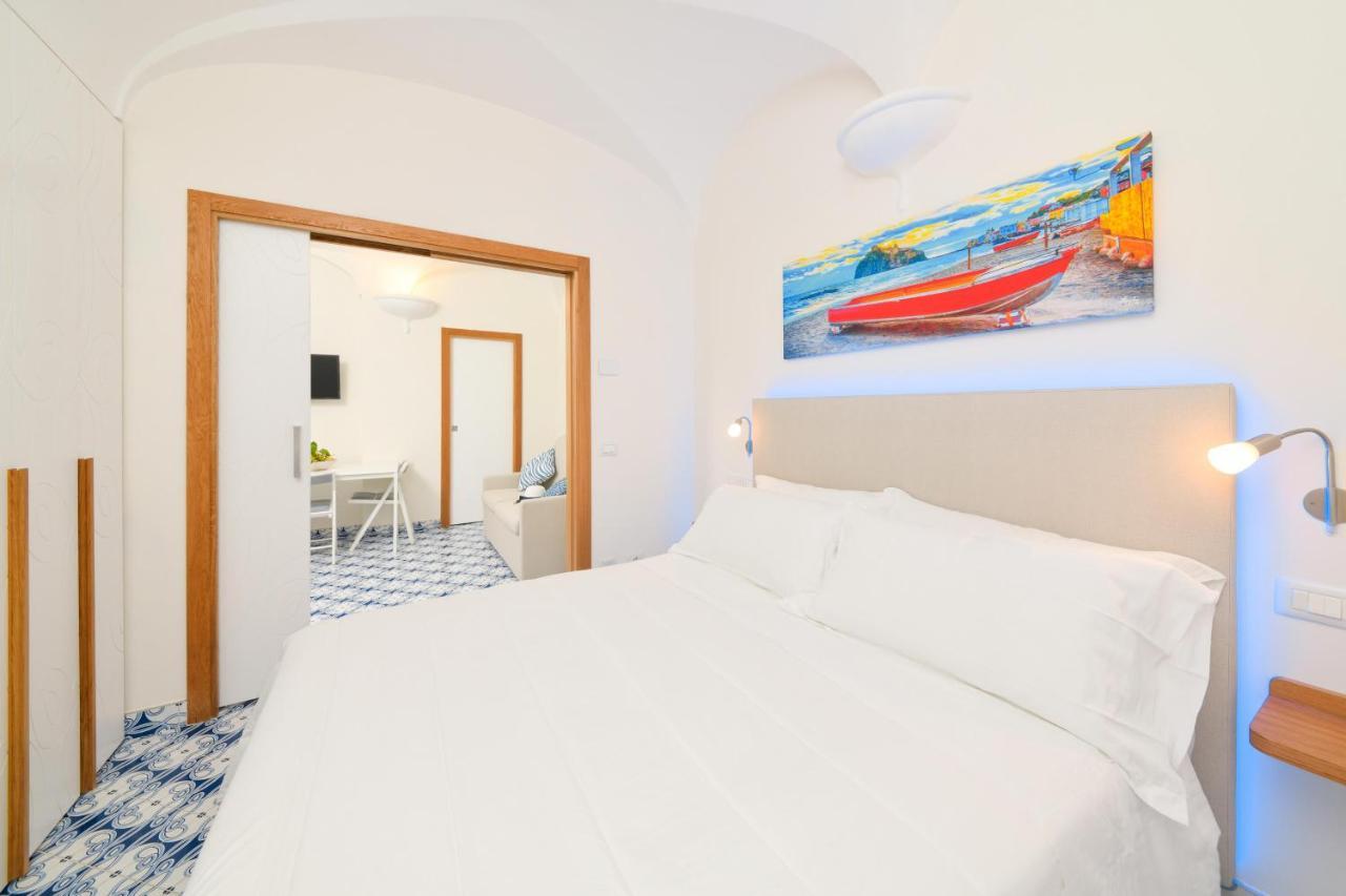 Ischia Mavilan Luxury Apartments Bagian luar foto