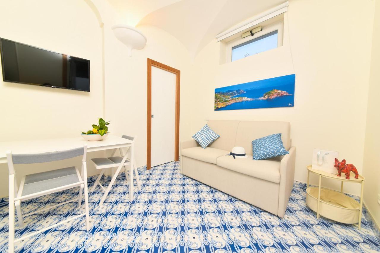 Ischia Mavilan Luxury Apartments Bagian luar foto