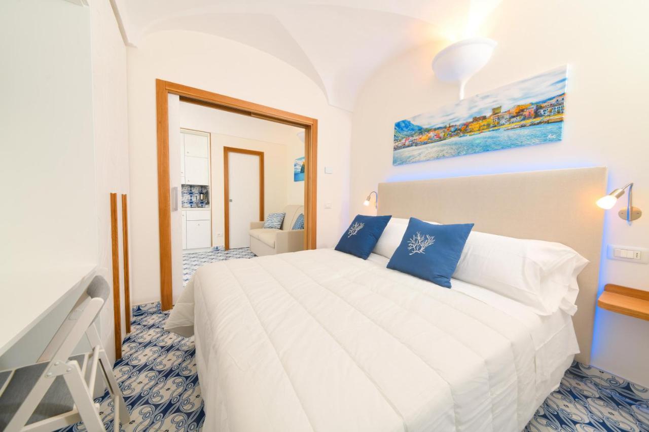 Ischia Mavilan Luxury Apartments Bagian luar foto