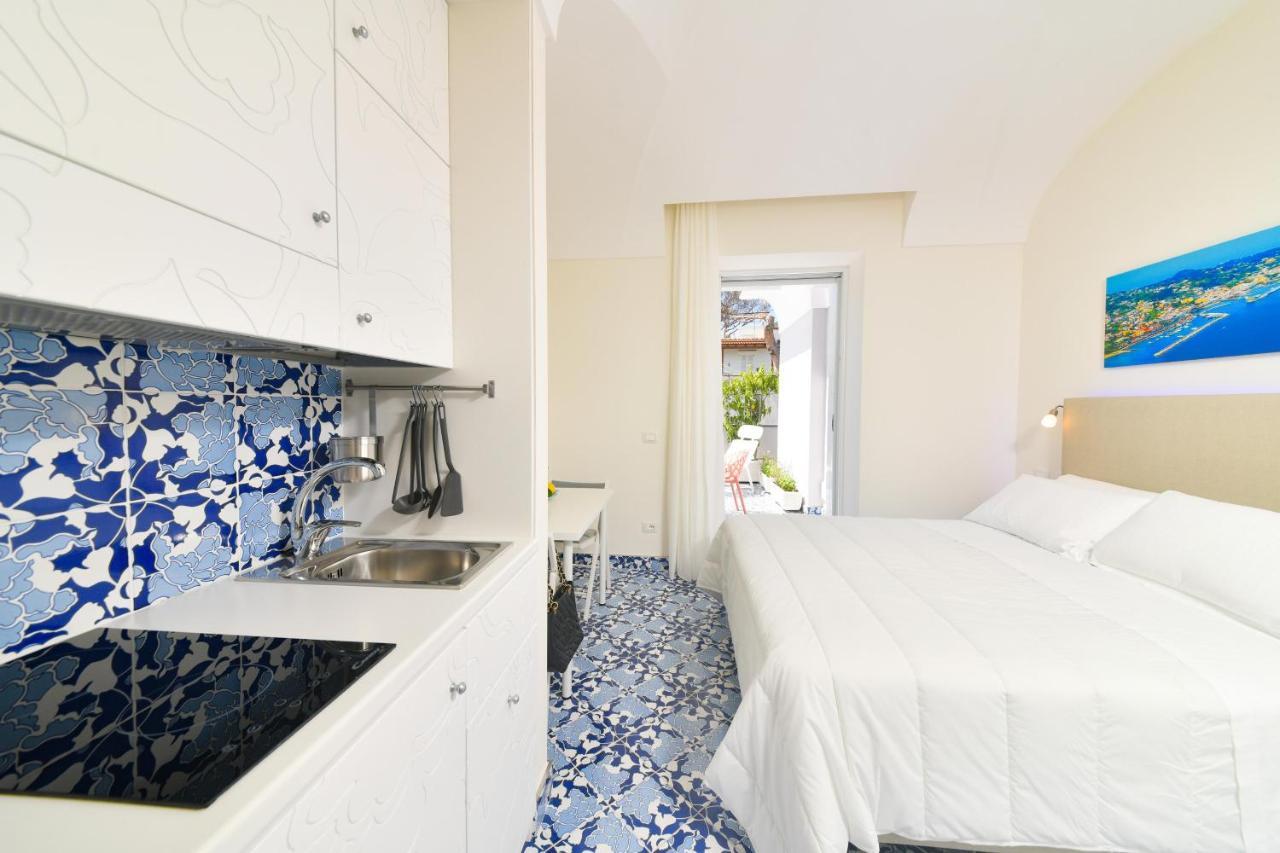 Ischia Mavilan Luxury Apartments Bagian luar foto