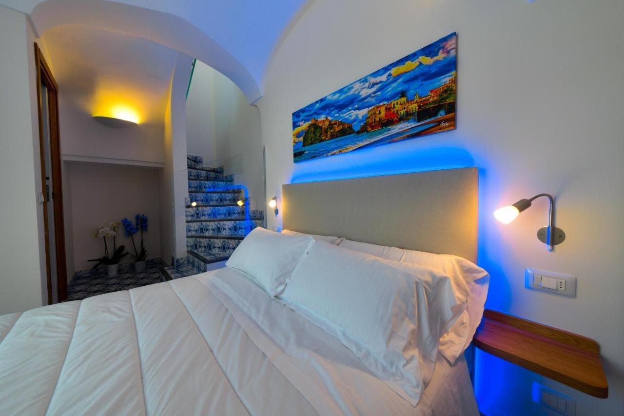 Ischia Mavilan Luxury Apartments Bagian luar foto